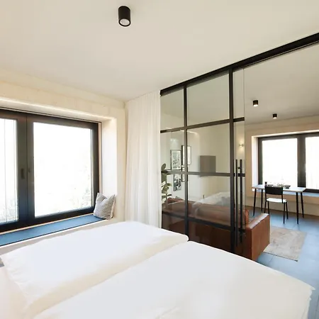 Apartment Mono Design