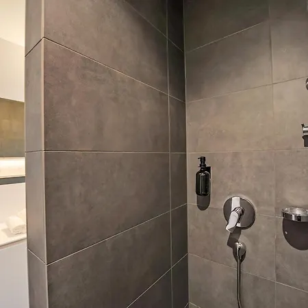Apartment Mono Design Stuttgart