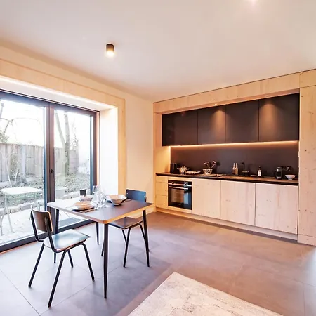 Apartment Mono Design *